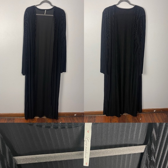 Velvet Duster - Picture 3 of 3